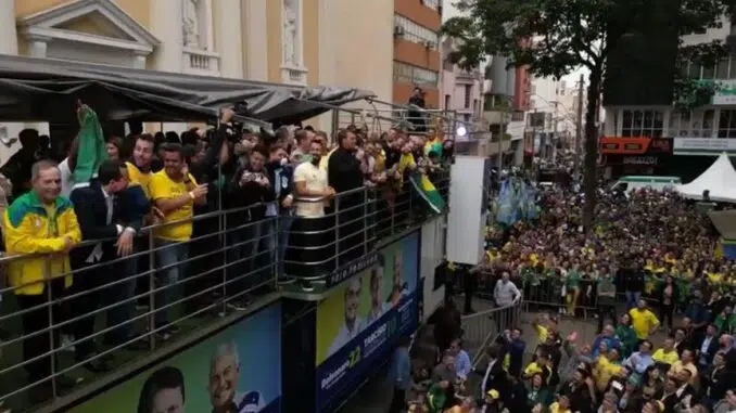 Candidato à reeleição pelo PL comentou também trabalho de ministros.