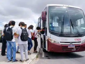 Prefeitura disponibiliza transporte gratuito para estudantes do IFBA