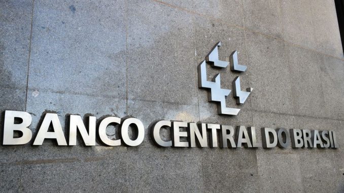 banco_central_mcajr_abr_0104222276